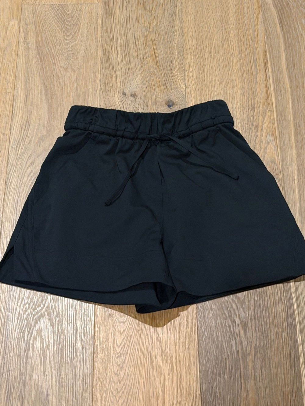 Lululemon Black High-Rise Drawstring Shorts XXXS (Size 0) Lightweight Athletic